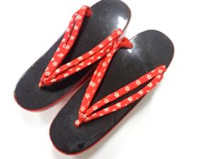 漆塗り　桐下駄(23.5センチ)